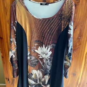 Lilly dress hits the knees great for church or work worn twice